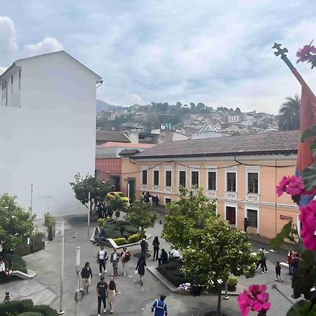 Casa Colonial Quito Hotel ภายนอก รูปภาพ