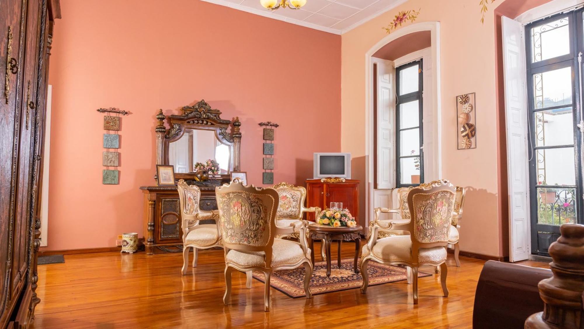 Casa Colonial Quito Hotel ภายนอก รูปภาพ